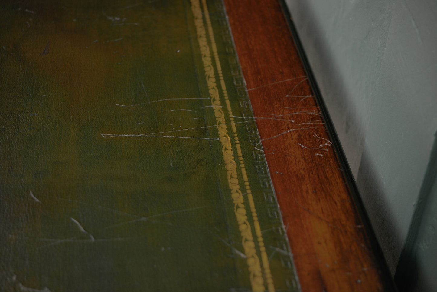 Victorian Mahogany Writing Desk - Kneehole Desk with Green Leather