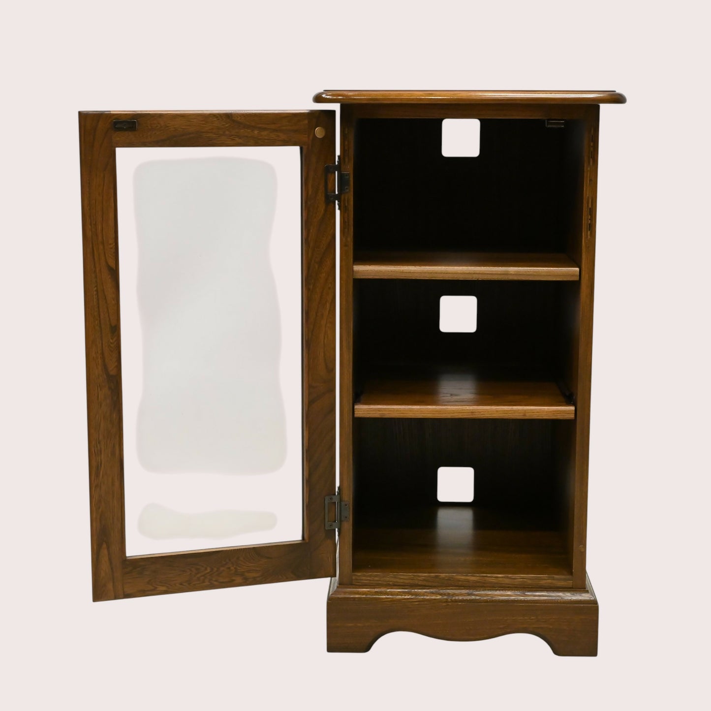 Ercol Midi Hi Fi Cabinet Model 2071 Glass Door Golden Dawn FREE UK Delivery. SBR10864/2608E