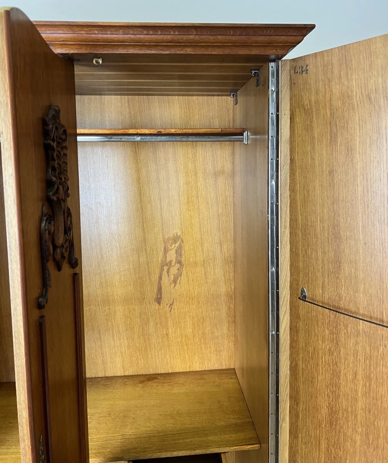 Wardrobe Vintage French Style Four Door Carved Armoire Cabinet LOT 6147