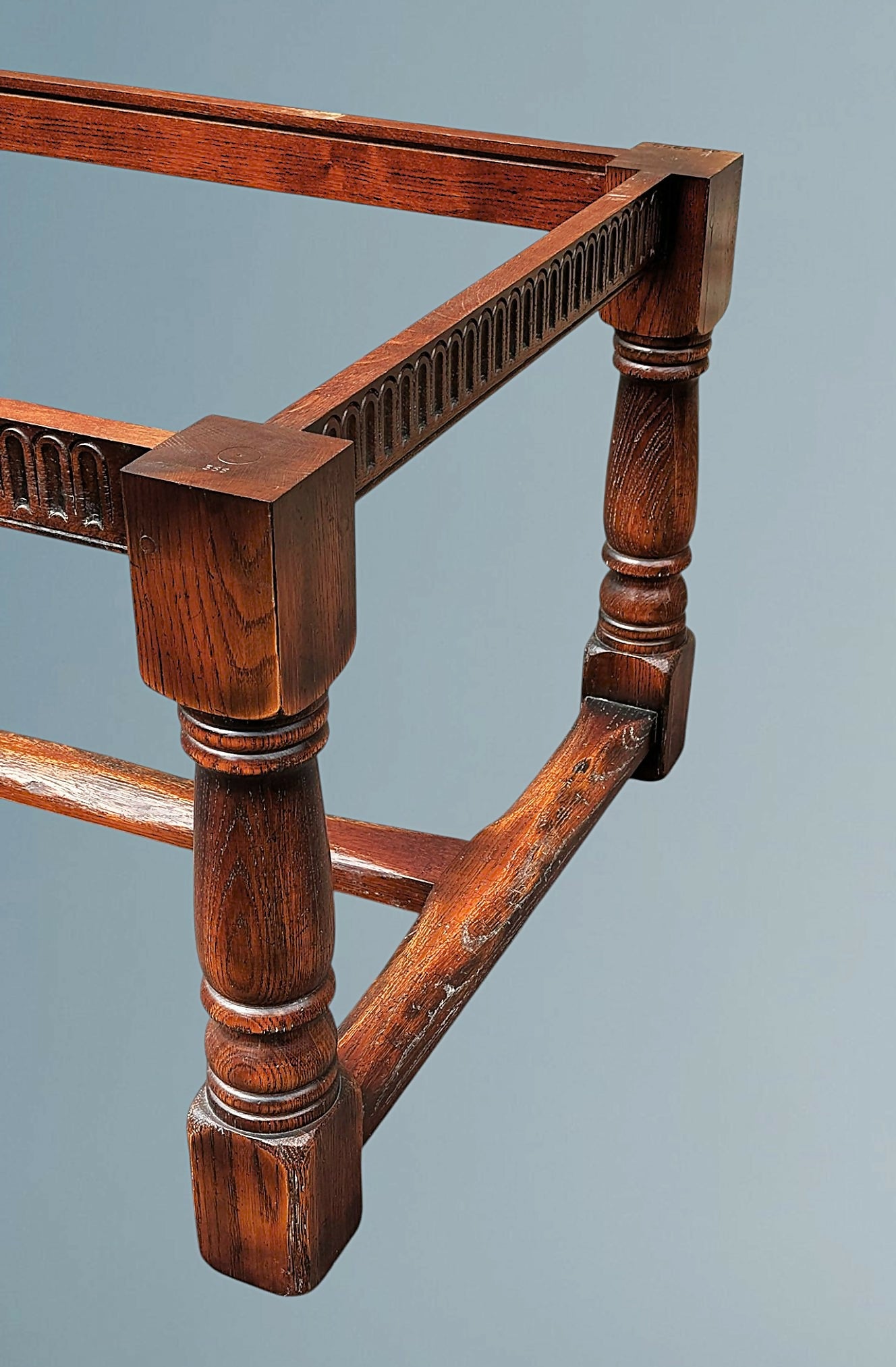 Balmoral Westminster Oak Dining Table - Royal Oak