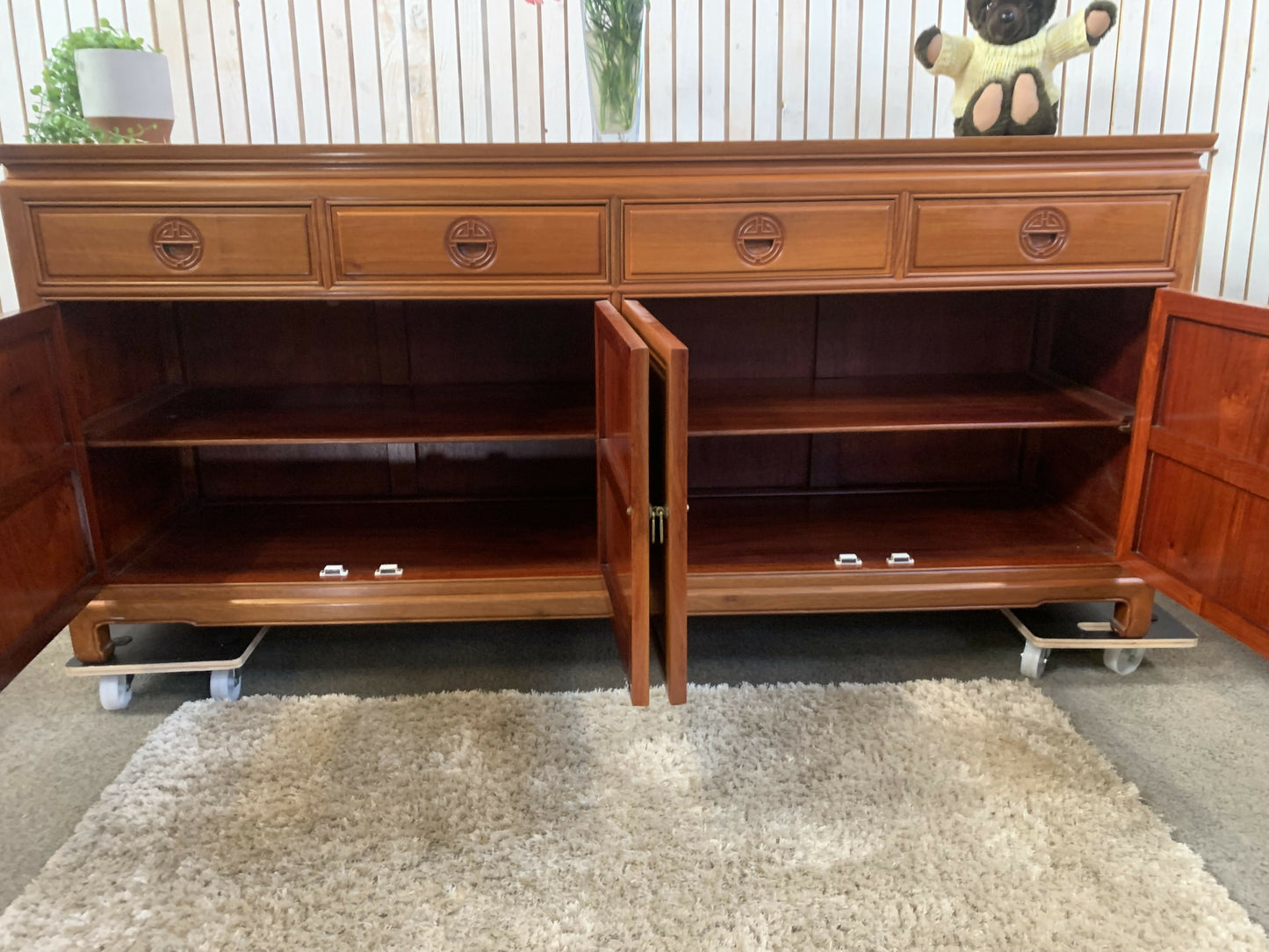 LARGE VINTAGE ORIENTAL CHINESE CARVED SOLID HARDWOOD SIDEBOARD