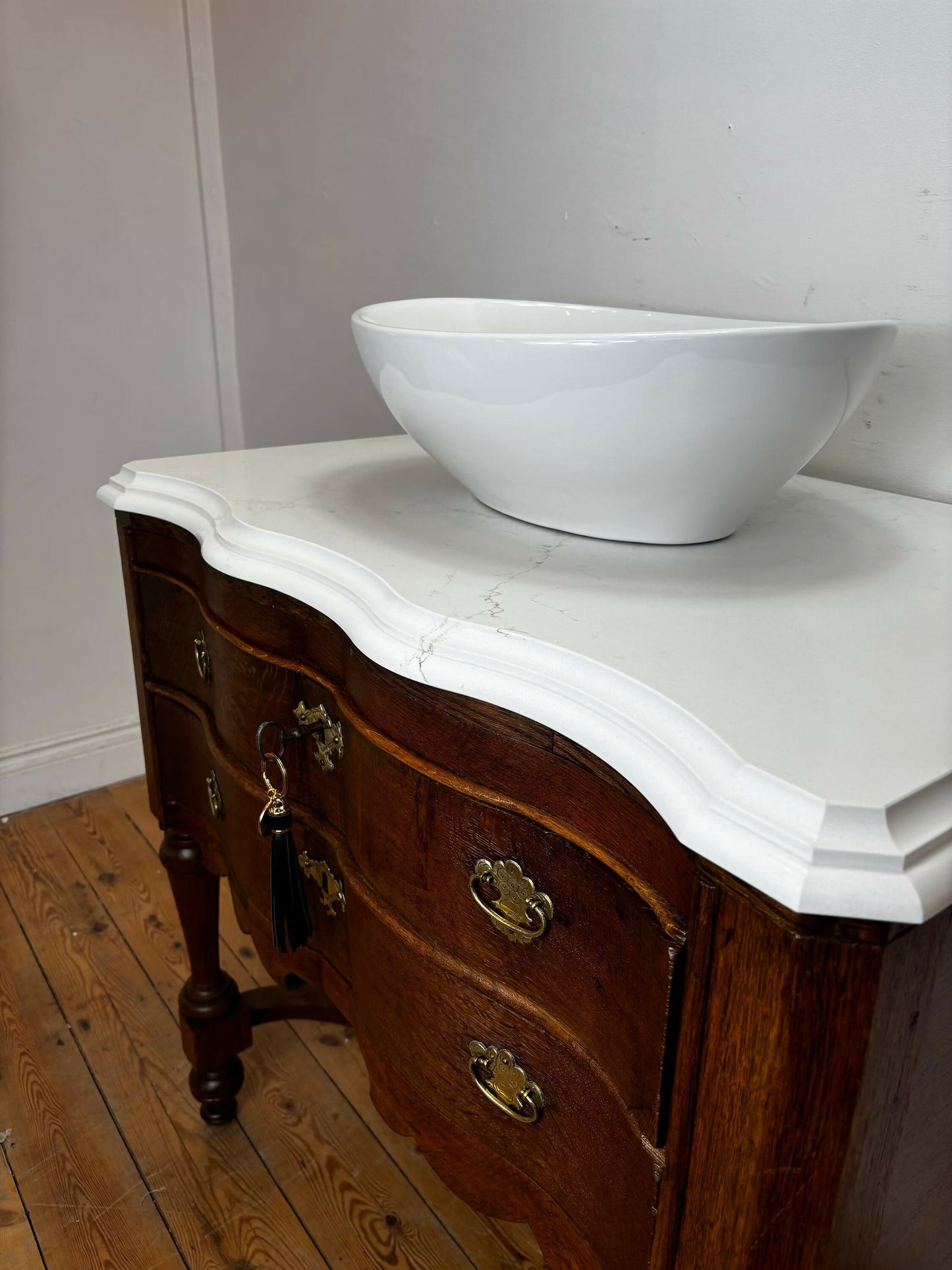 Vintage Vanity Unit Made to Order Vanity Unit Custom Made Bathroom Furniture Antique Traditional Bathroom Washstand Basin Unit
