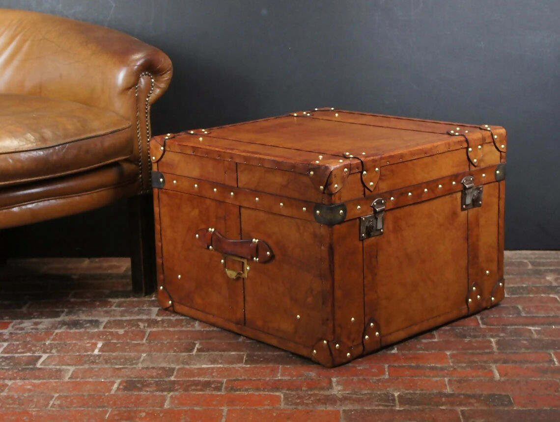 London Tan British Luxury Handmade Leather Coffee Table Trunk