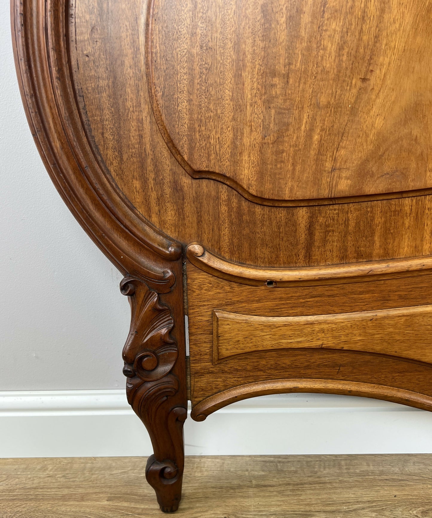 Footboard Antique French Style Walnut Double Bed Carved Footboard LOT 6447