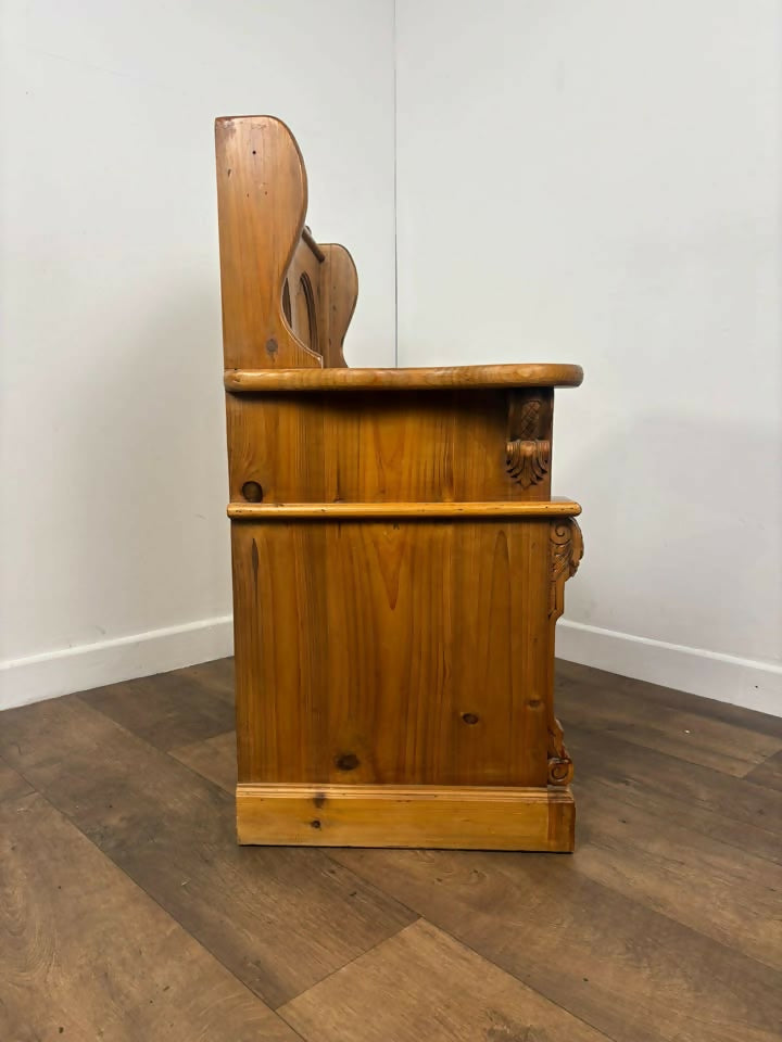 Victorian style Pine Single Seat Settle