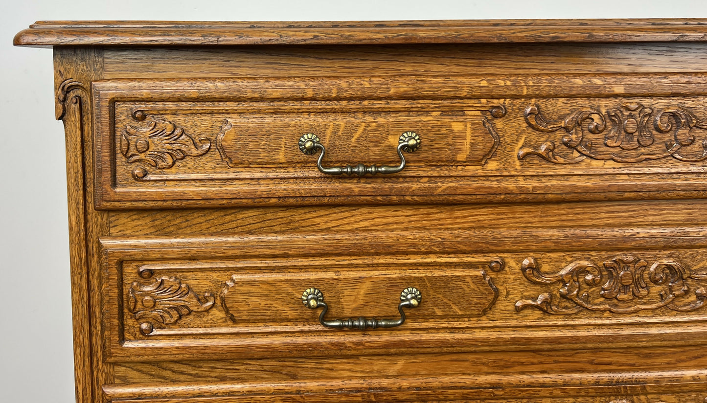Chest of Drawers Vintage French Louis Oak 3 Drawers Carved Cabinet LOT 6260
