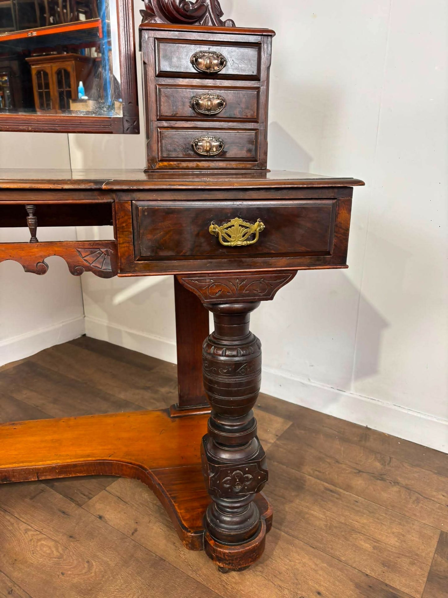Victorian Burr Walnut Duchess Dressing Table