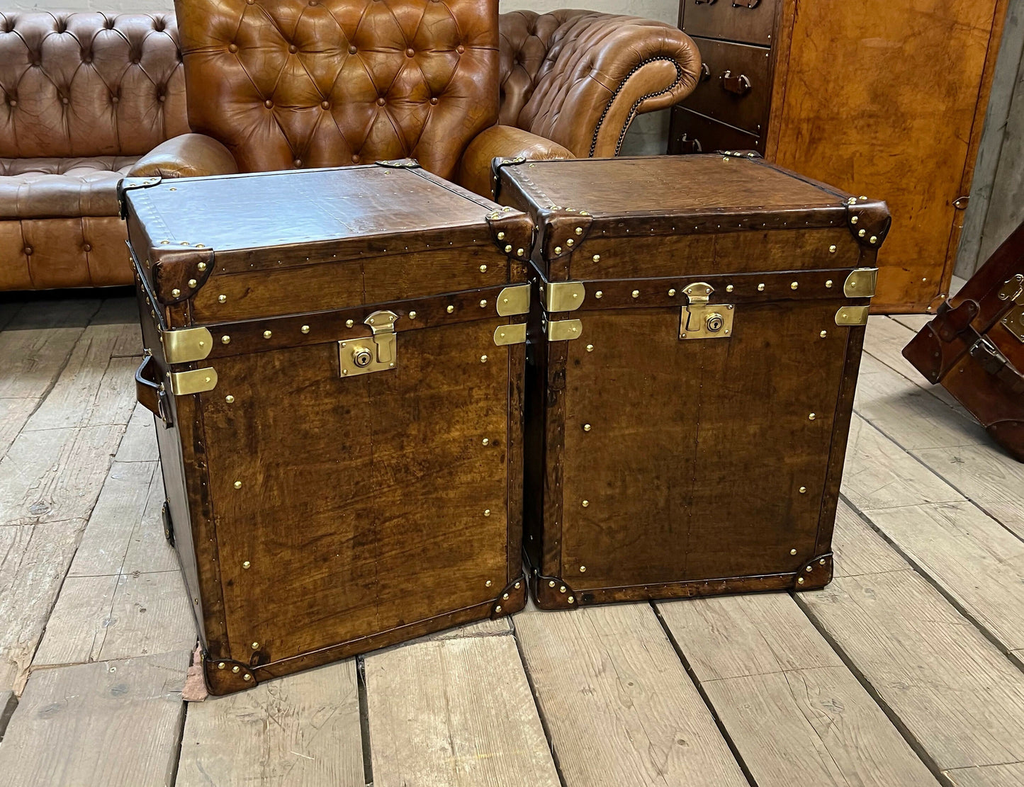 Handmade vintage storage trunks - luxury custom made - brown leather accent tables