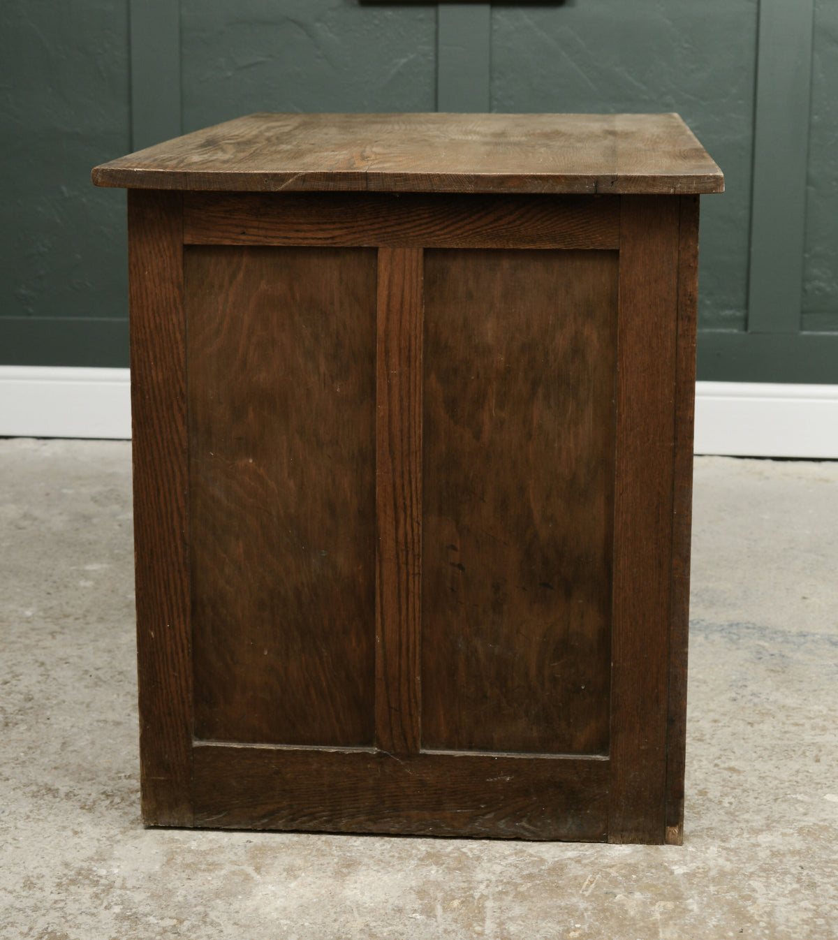 Old Oak Kneehole Desk with Drawers - Lovely Patina