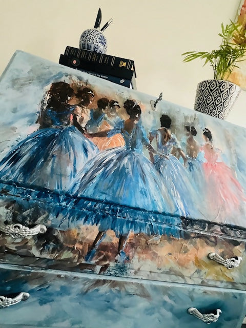 Ballerina burea