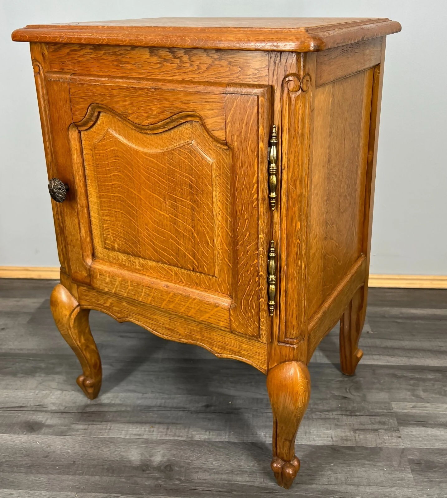 Pair of Bedside Tables Vintage French Oak Cabinets Carved Nightstands LOT 3726