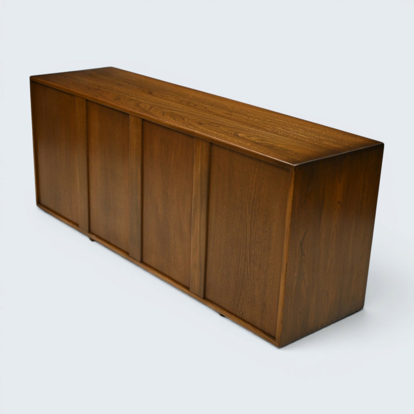 Ercol Windsor Sideboard Model Number 455 Natural Golden Dawn FREE UK Delivery*