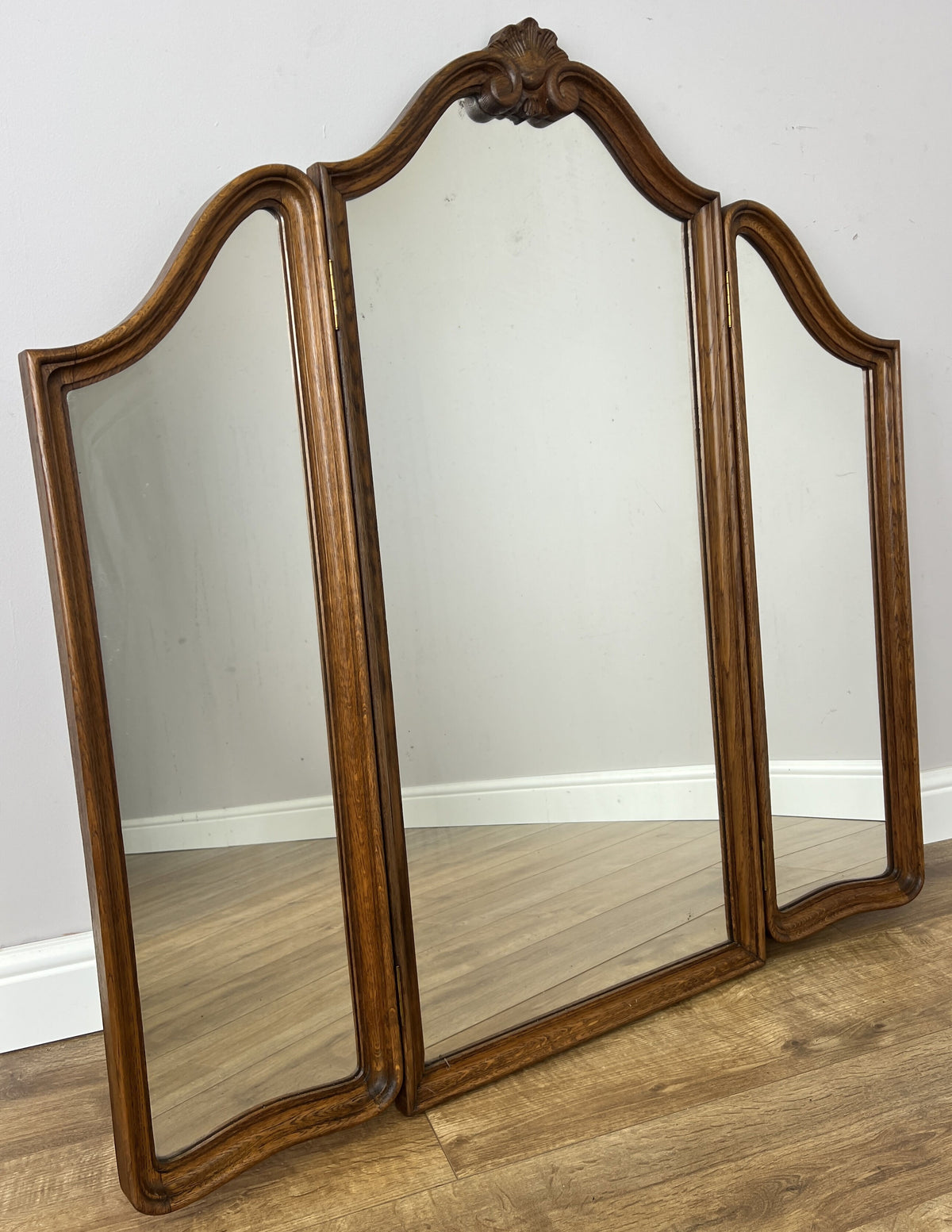 Mirror Vintage French Style Oak Carved Triple Folding Vanity Mirror LOT 6542