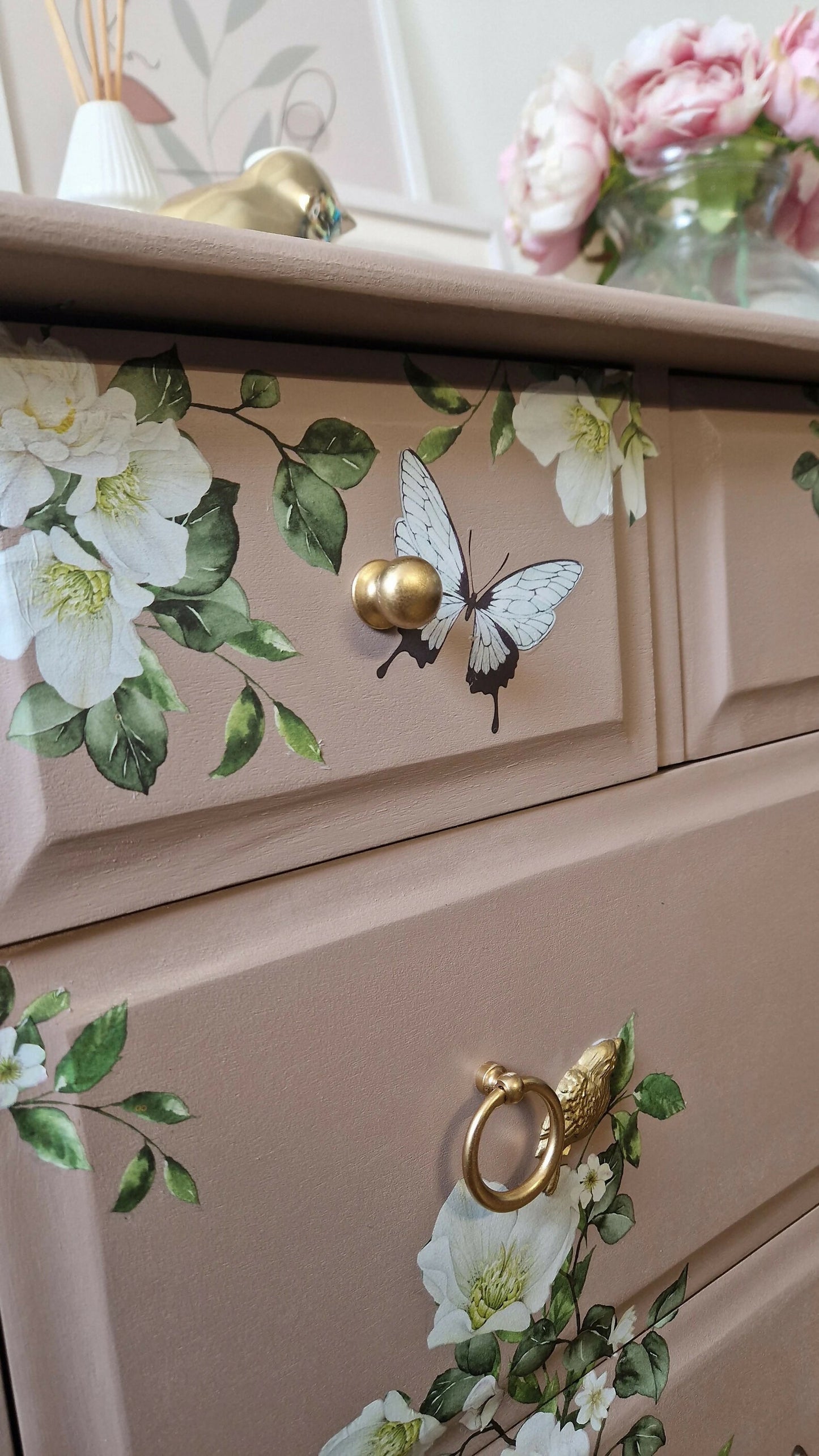 Stag pink chest of drawers