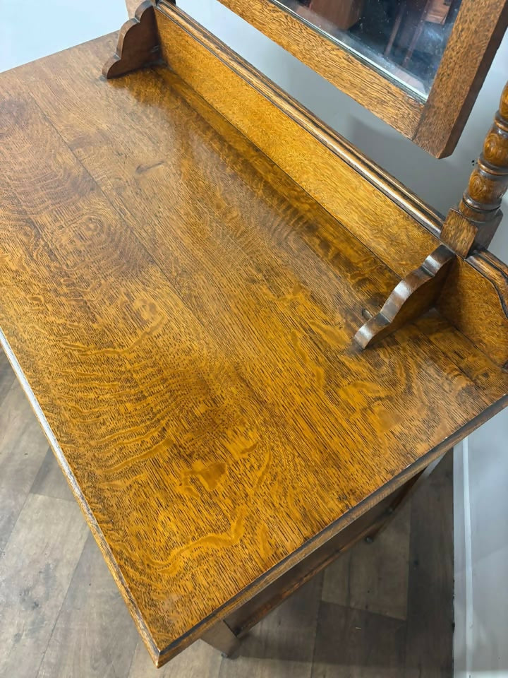 Vintage Oak Dressing Table with Mirror – 3 Drawer Vanity on Castors