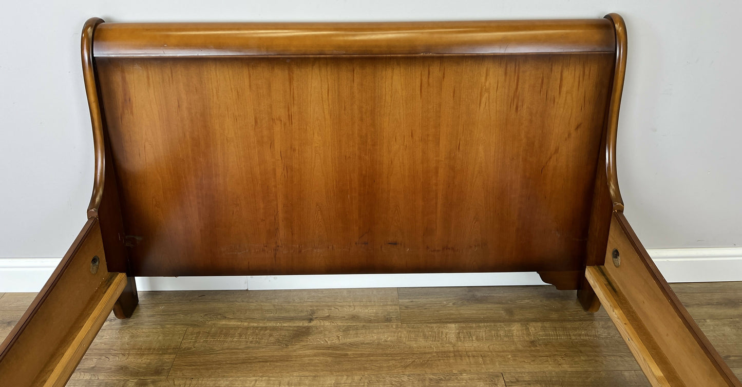 Bed Vintage French Style Sleigh Double Bed Frame Carved Headboard LOT 6411