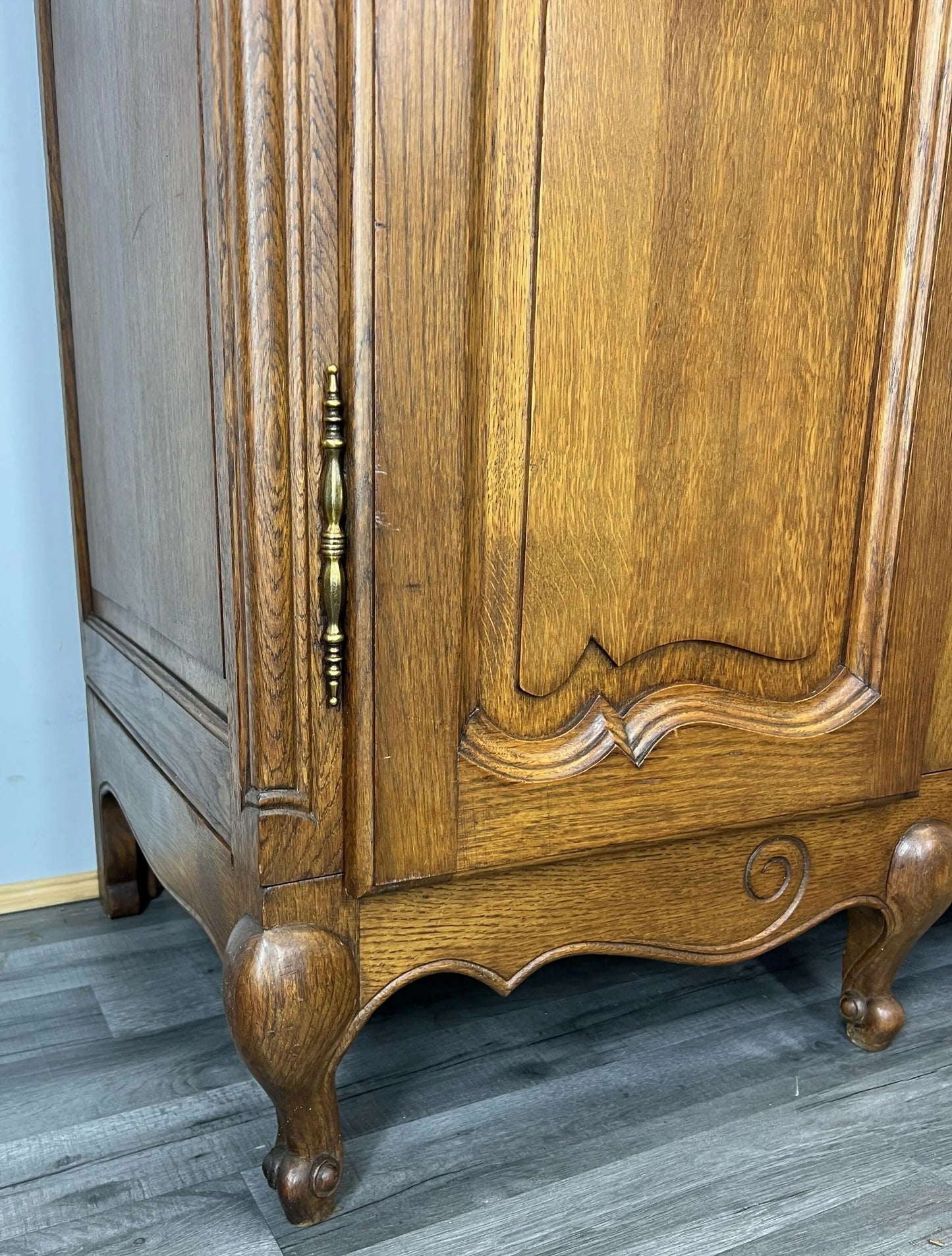 Wardrobe Vintage French Louis XVI Style Oak Four Door Carved Armoire LOT 4795