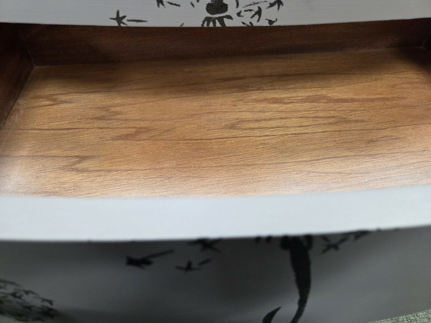 Queen Anne Legged 2 drawer Chest of Drawers