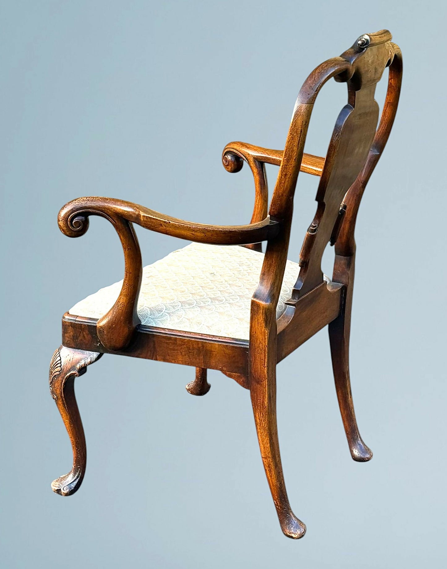 A Carved George1st Style Walnut Armchair / Antique Desk Chair