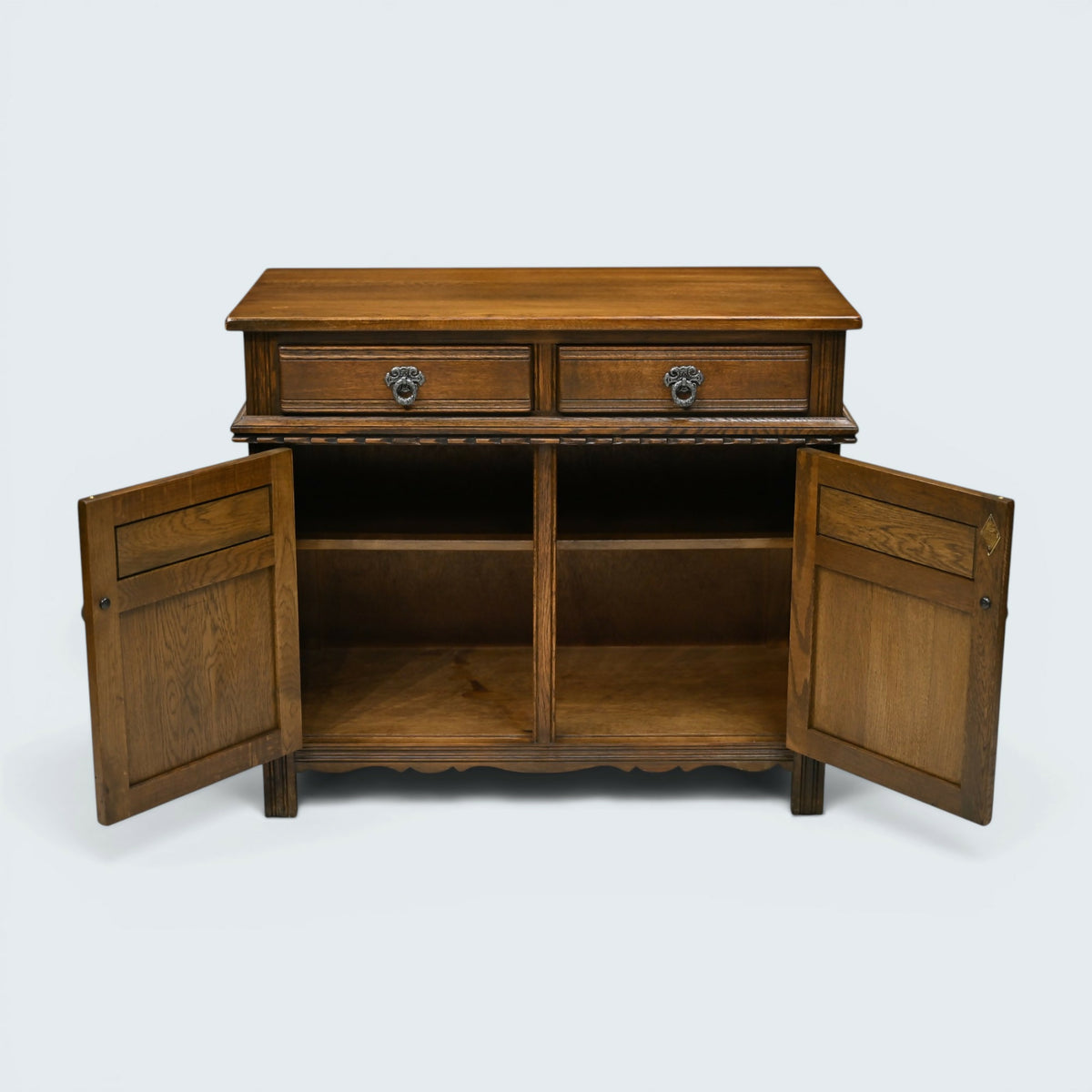 Old Charm Small Sideboard Linenfold Doors Model 1631 Light Oak FREE UK Delivery*
