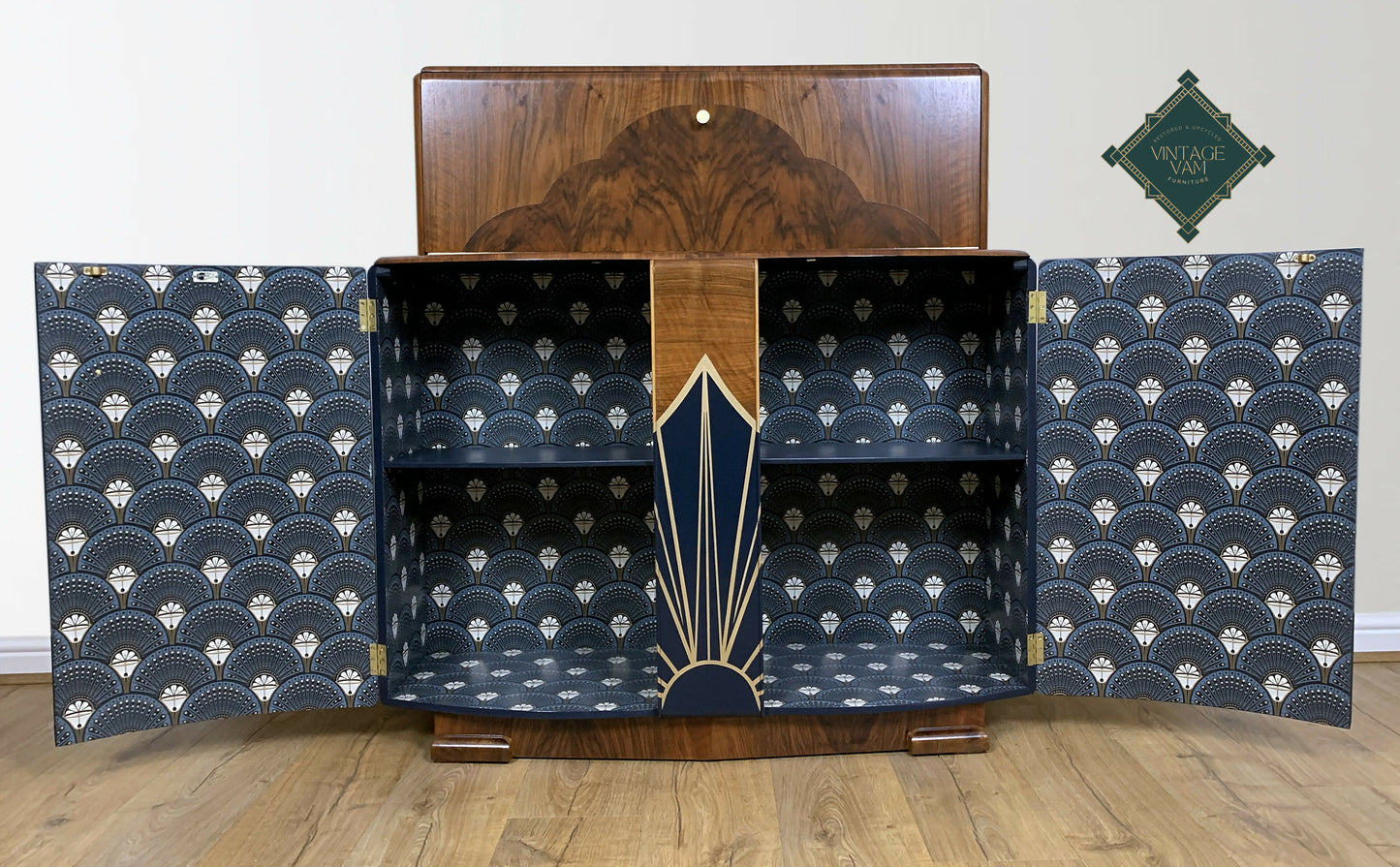 Art Deco cocktail cabinet, drinks bar