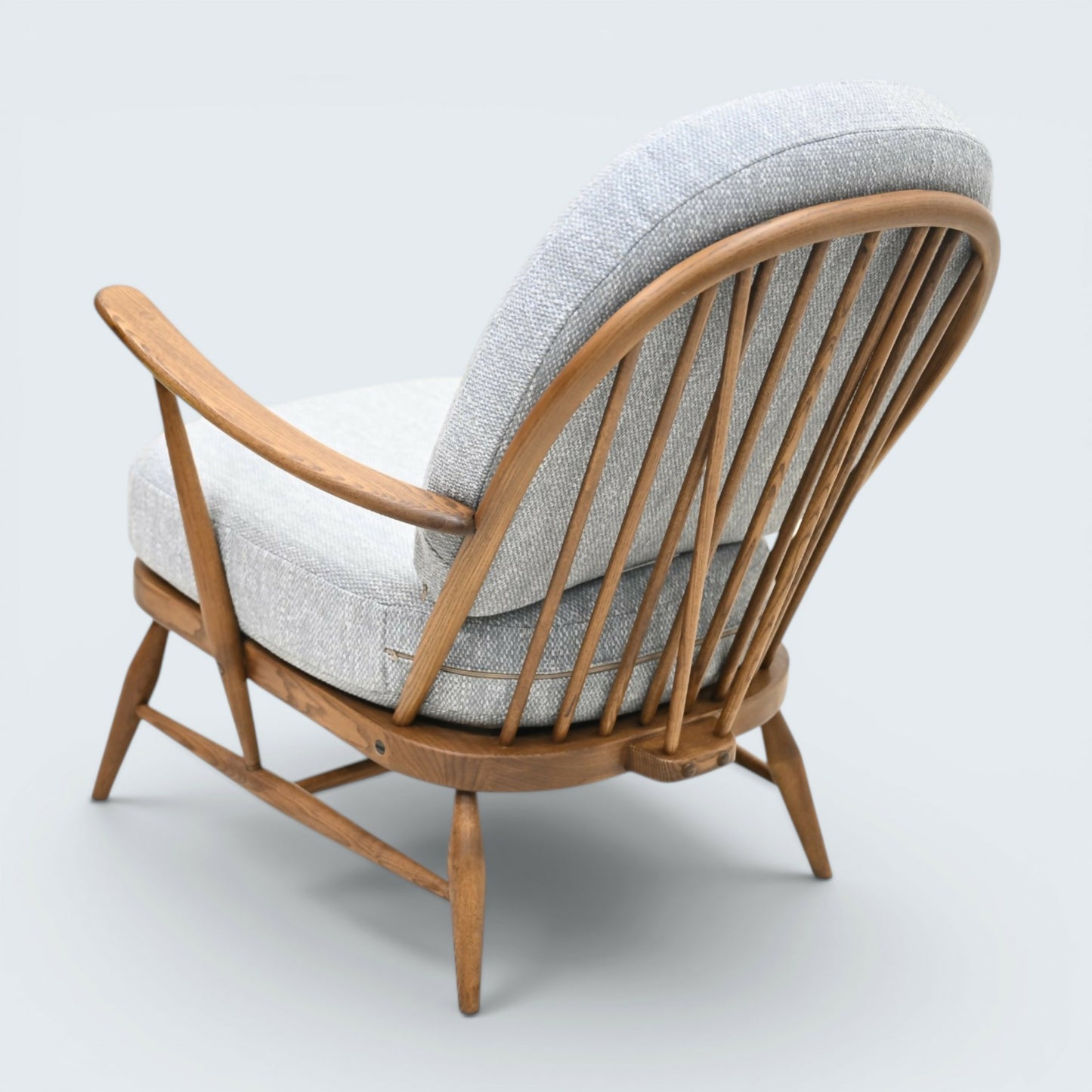 Ercol Windsor Easy Chair Armchair Vintage Finish Very Clean VGC FREE UK Delivery