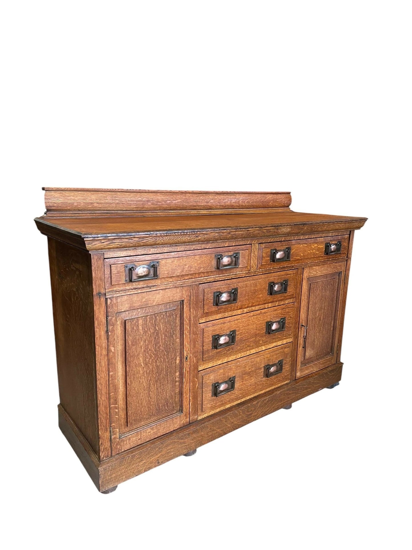 Vintage Oak early 20th Arts & Crafts period sideboard cupboard