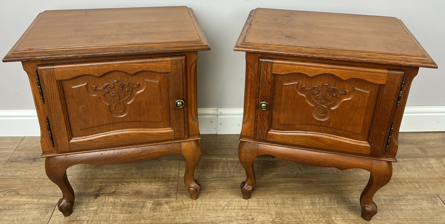 Pair of Bedside Tables Vintage French Louis Oak Nightstands Cabinets LOT 6219