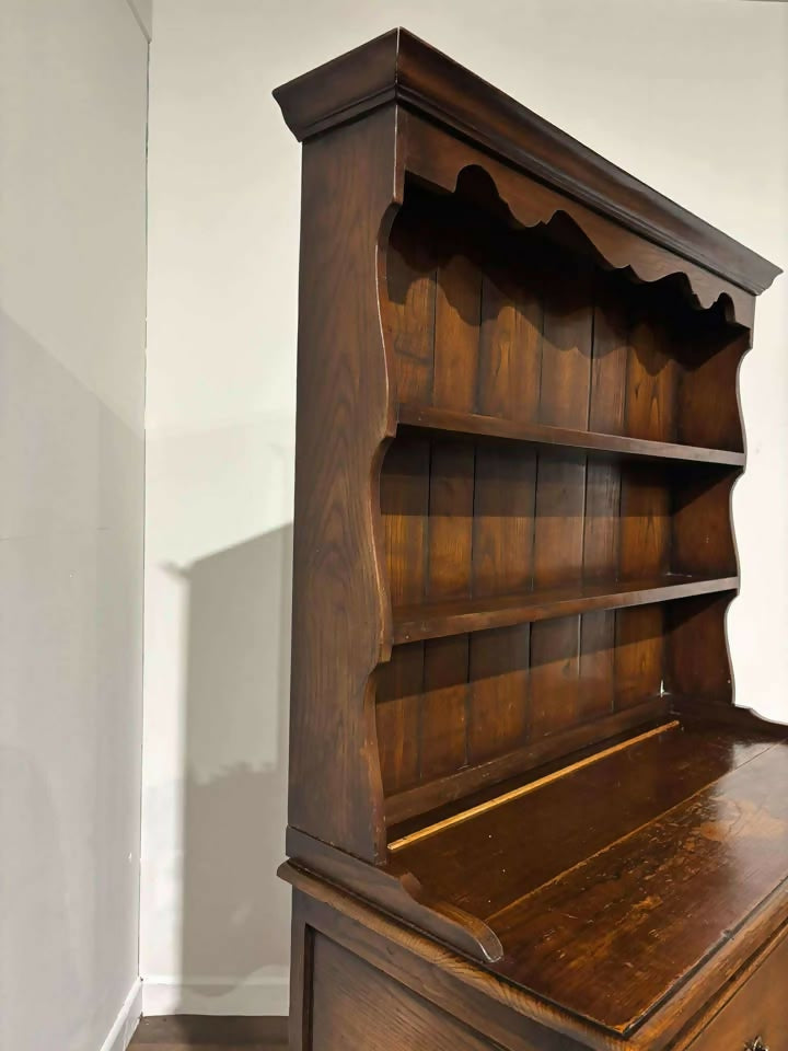 Vintage Oak Dresser on Turned Supports