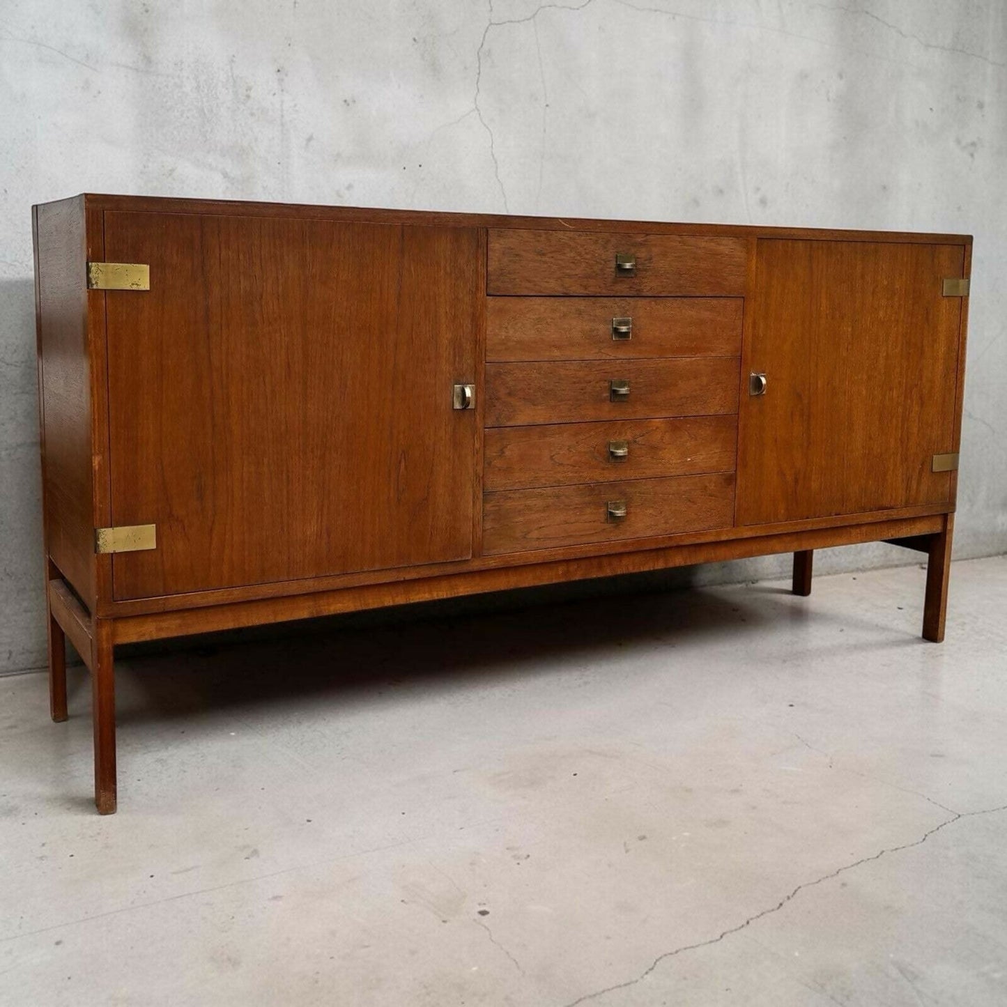 Mid Century Sideboard By Ole Gjerlov Knudsen & Torben Lind. Model “Moduline