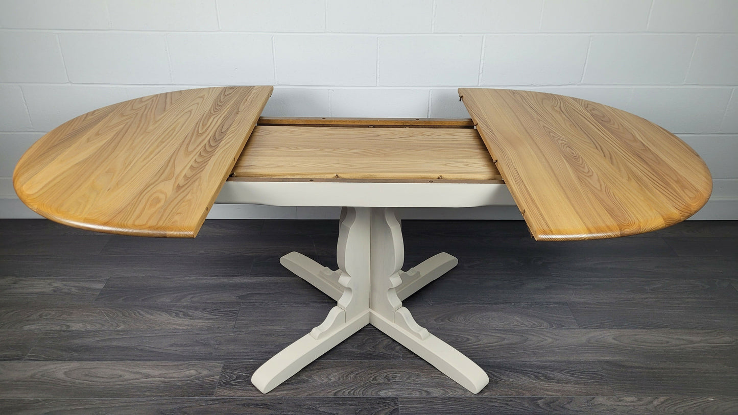 Ercol Chester Extending Pedestal Table, 1990s