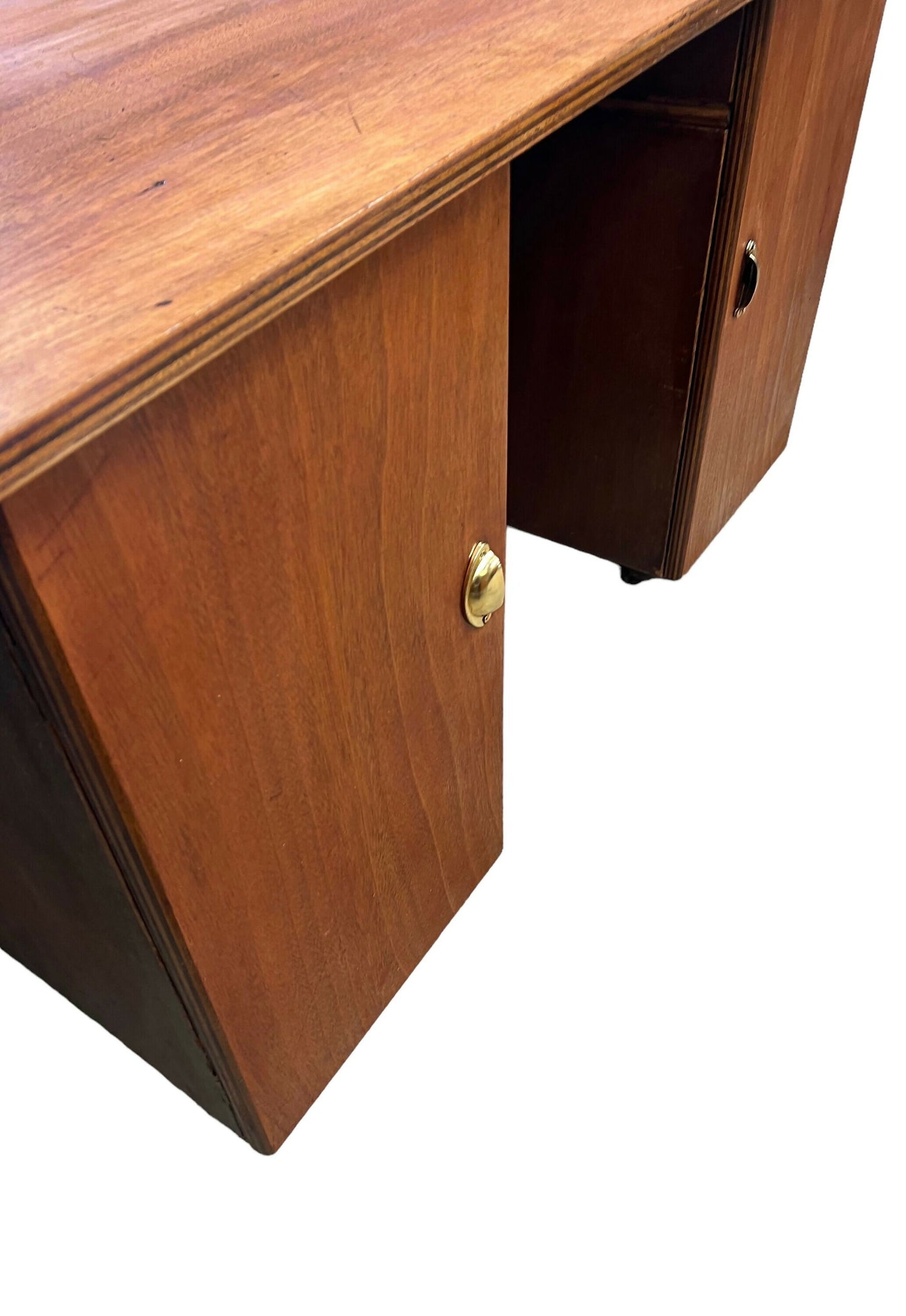 Mid century pedestal desk. delivery included