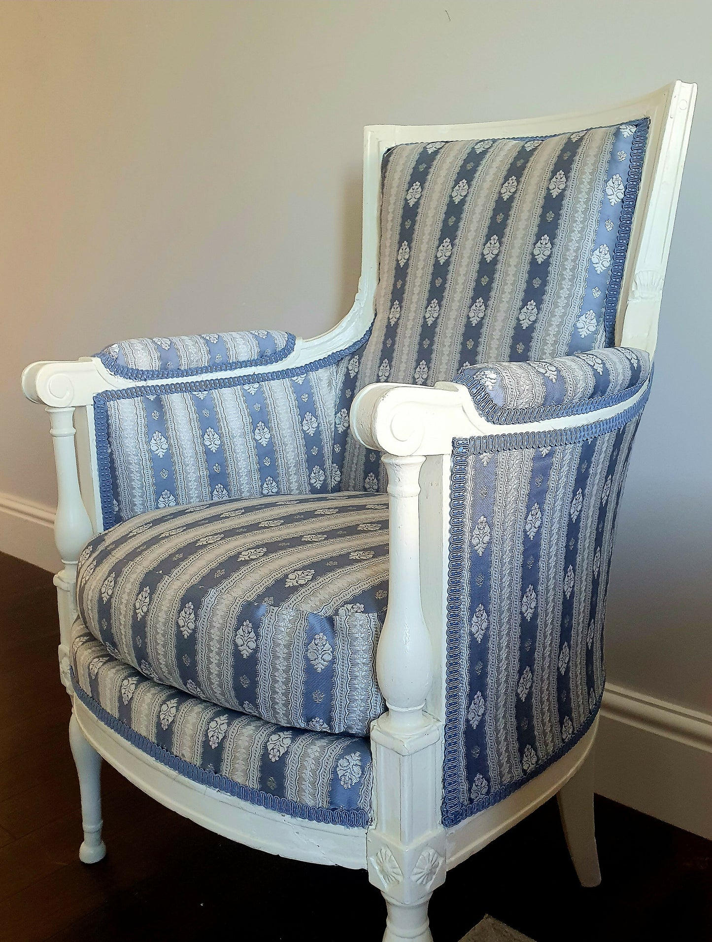 Bergere Directoire Chair. LOUIS XVl Style. 19th Century Antique. Silk Upholstery. Restored Sympathetically.