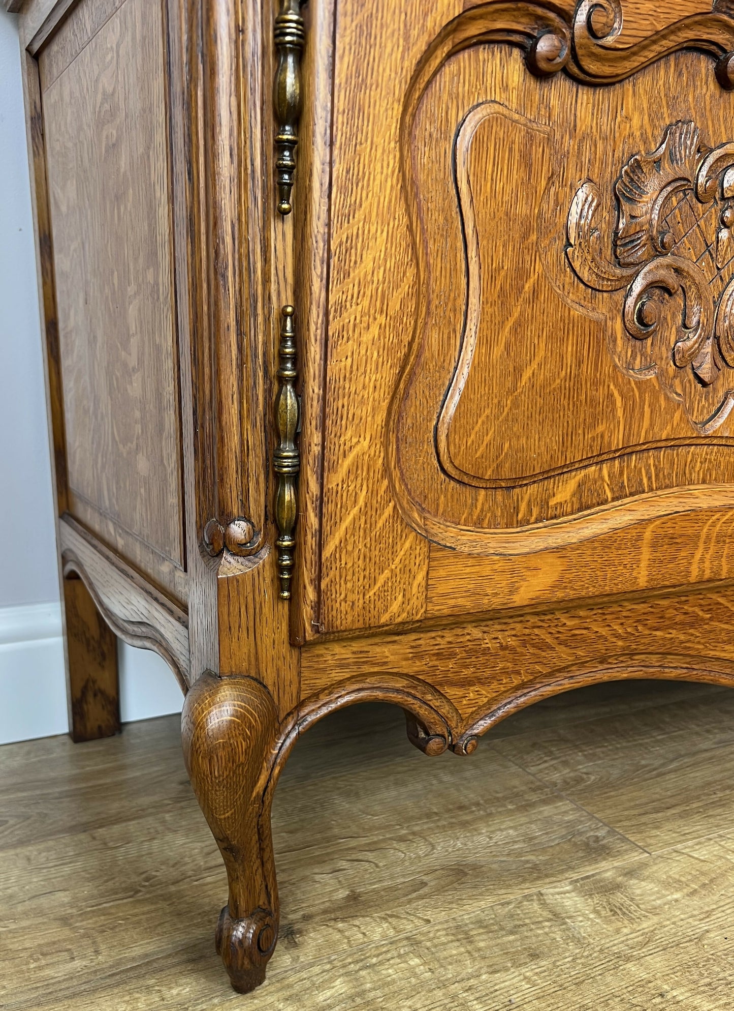 Bookcase Vintage French Louis XVI Oak Display Cabinet Carved Sideboard LOT 6282