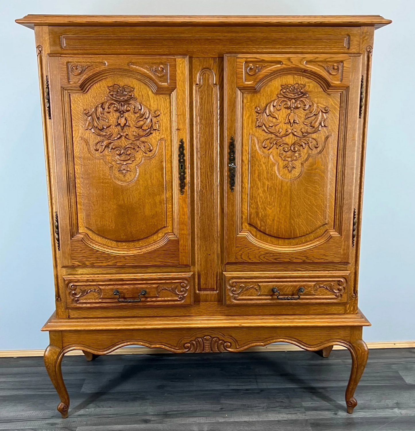 Cabinet Vintage French Louis XIV Style Carved Sideboard 2 Door Cupboard LOT 3552