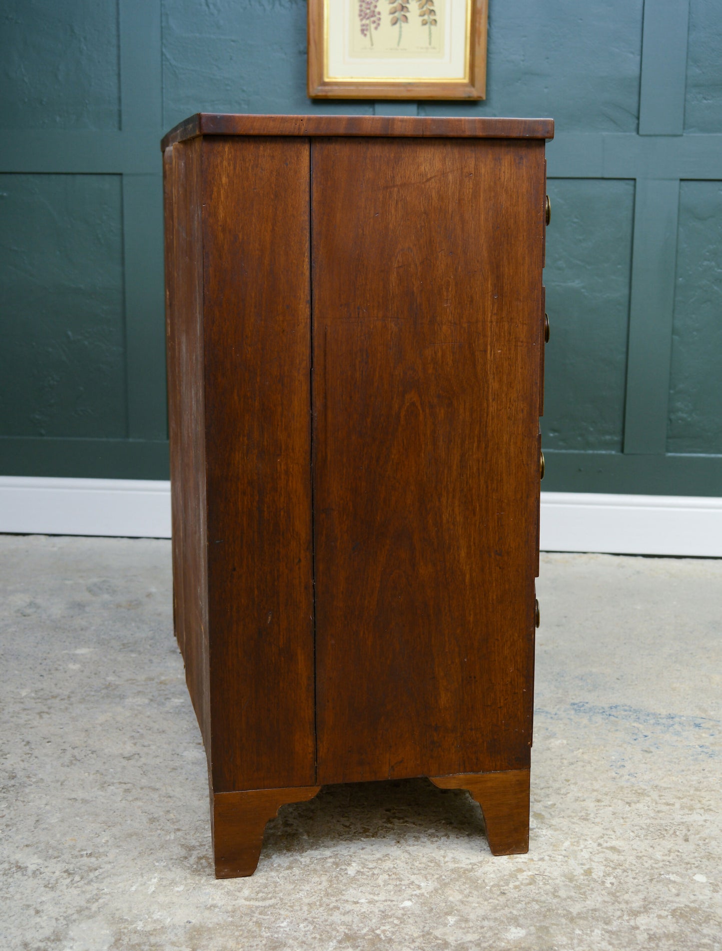 Georgian Mahogany Bow Fronted Chest of Drawers - 2 Over 3