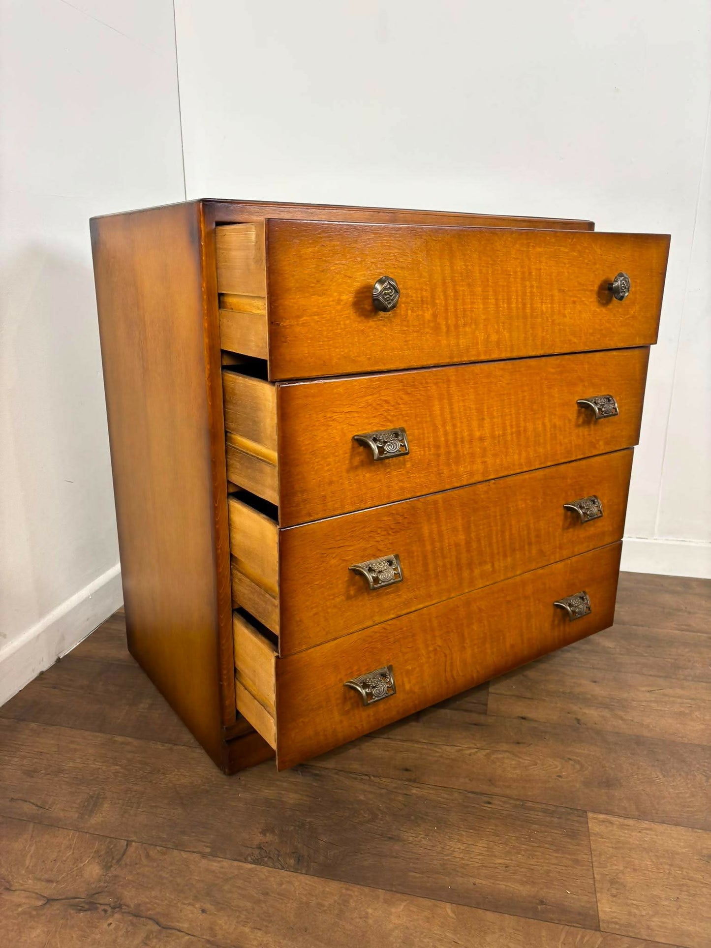 Vintage Oak Veneer Chest of Drawers