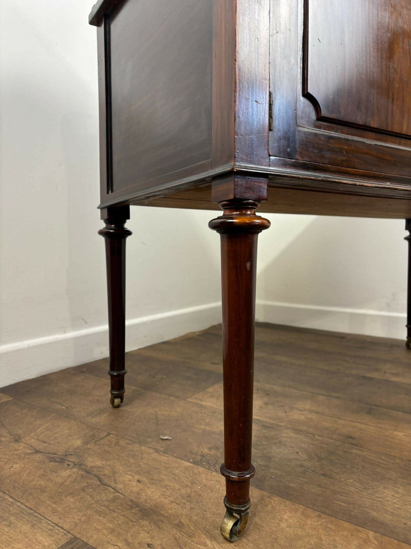 Edwardian Mahogany Washstand