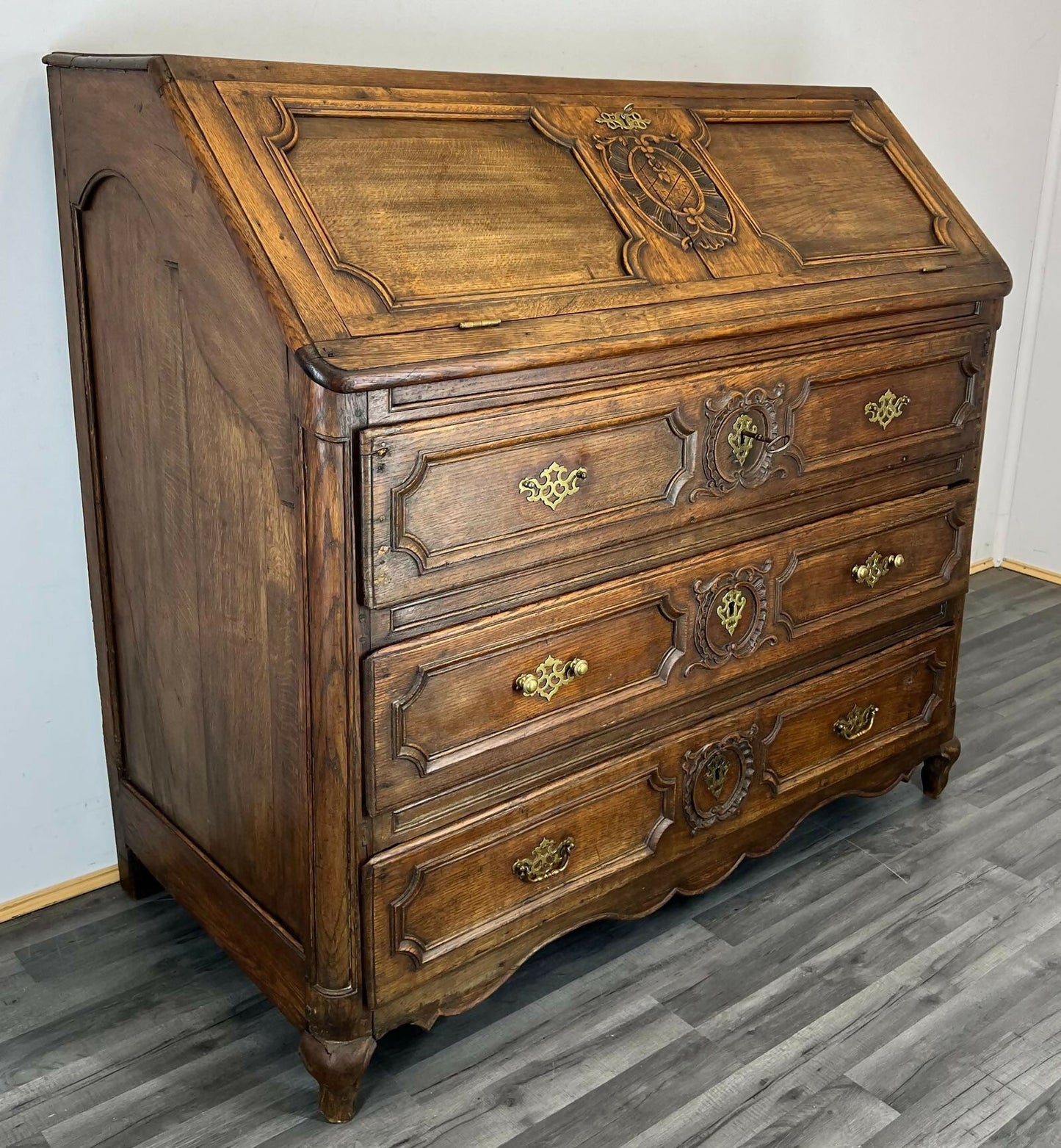 Chest of Drawers Vintage French Oak 3 Drawers Bureau Desk Cabinet LOT 2169