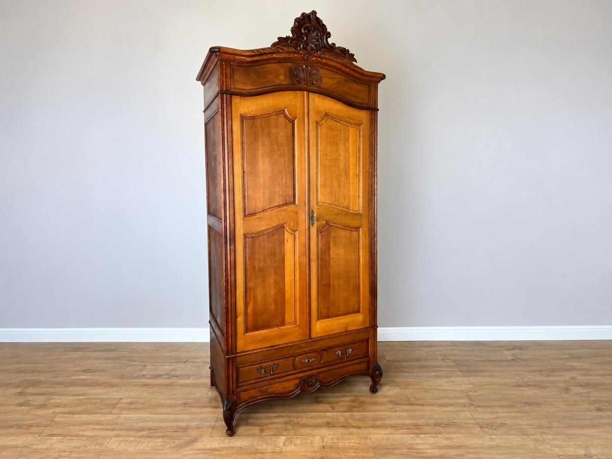 Wardrobe Antique French Style Oak Two Door Storage Carved Armoire LOT 6510