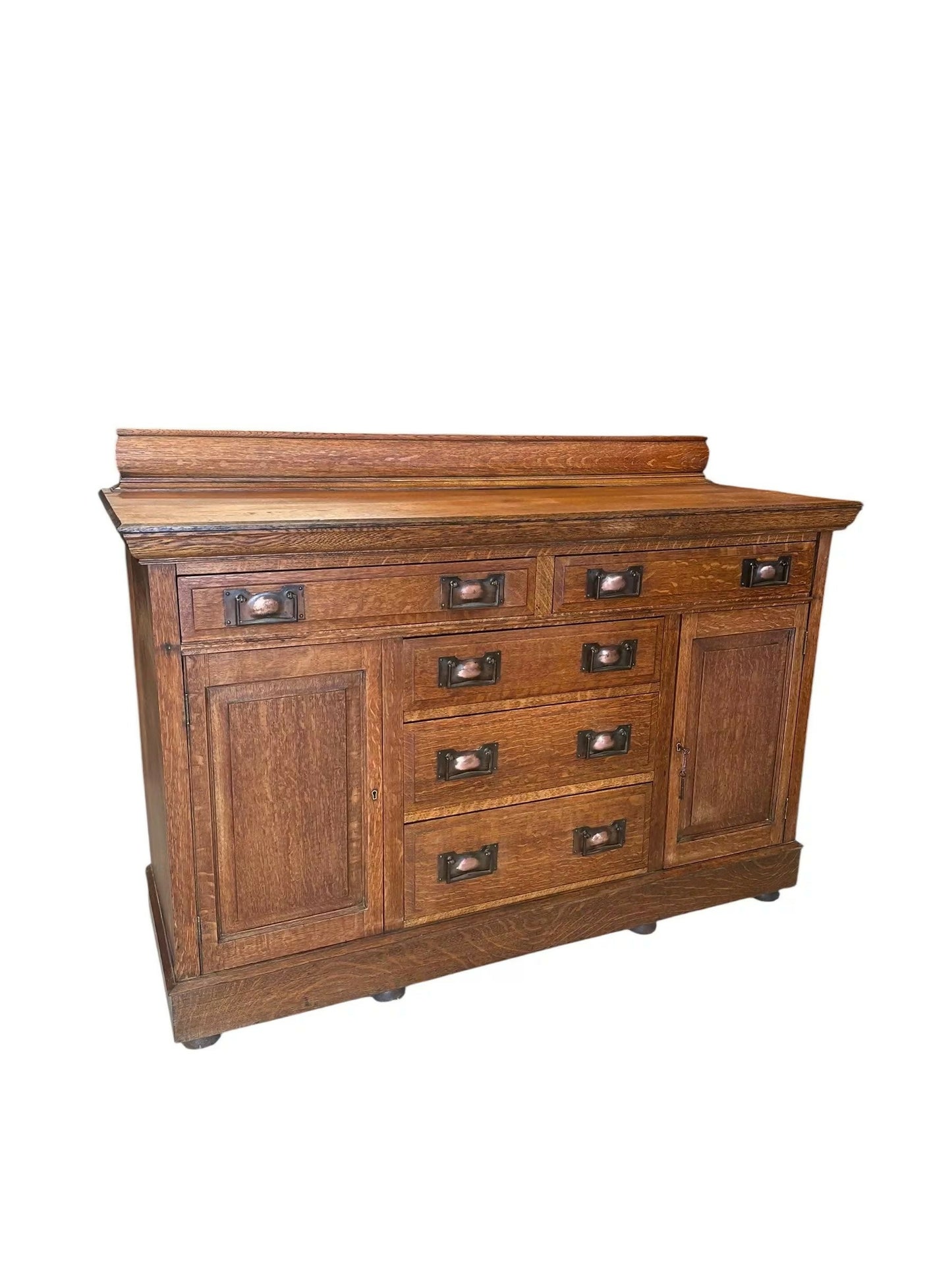 Vintage Oak early 20th Arts & Crafts period sideboard cupboard