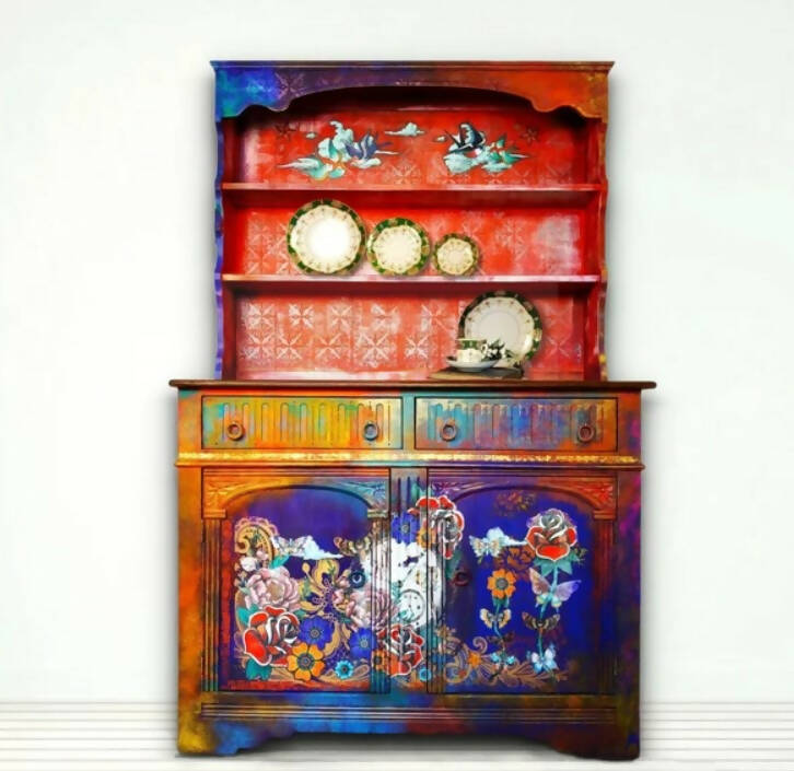 SOLD - Welsh dresser, Antique Oak dresser, Boho, 2 Drawers and 2 large cupboards with shelf, Vintage dresser, Bohemian style