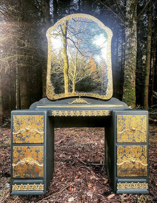 Beautiful Dressing Table with Mirror Painted in Angelica dowsed in Gold Leaf detailing