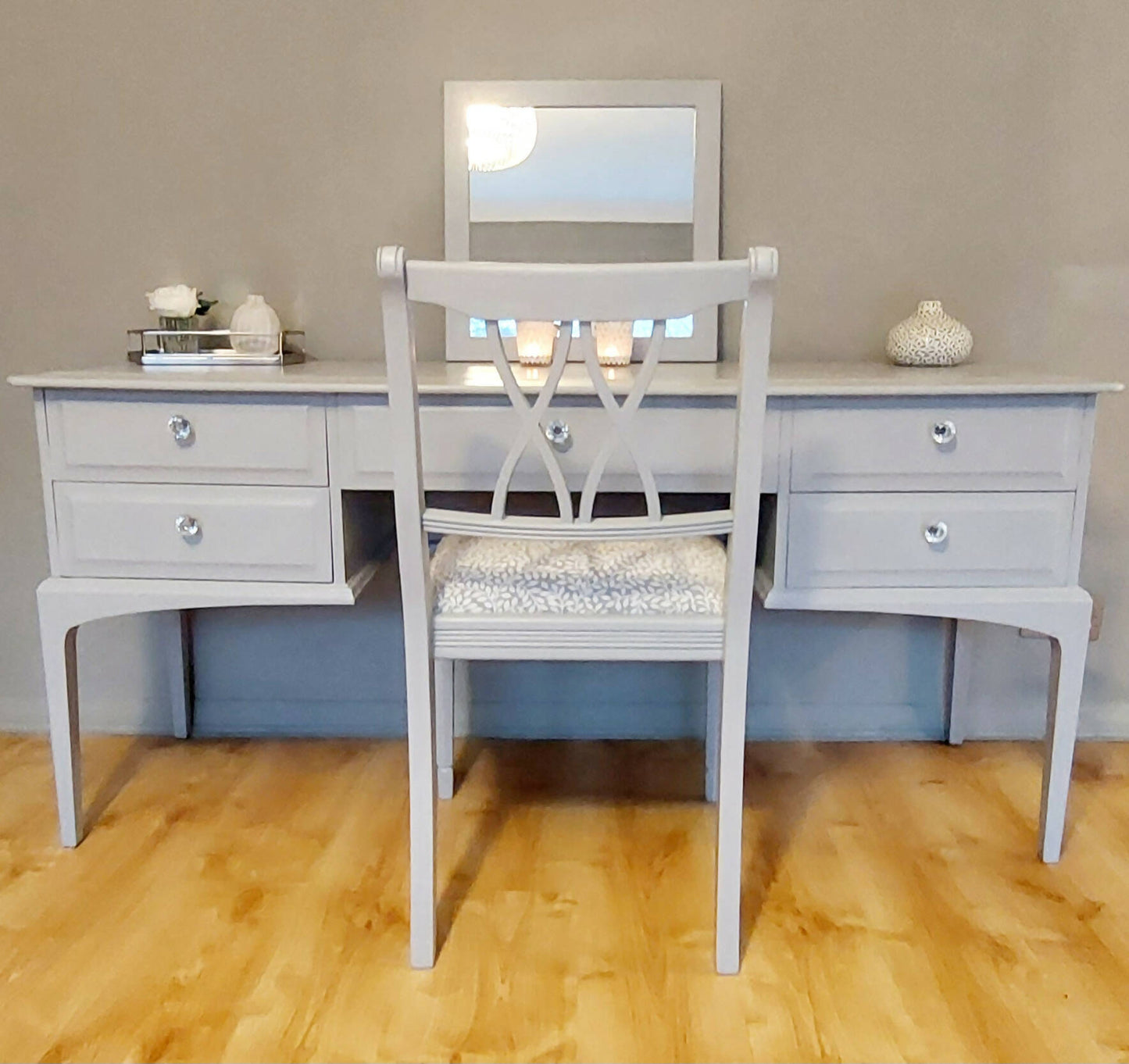 Grey Stag Minstrel Dressing Table/Chair/Mirror