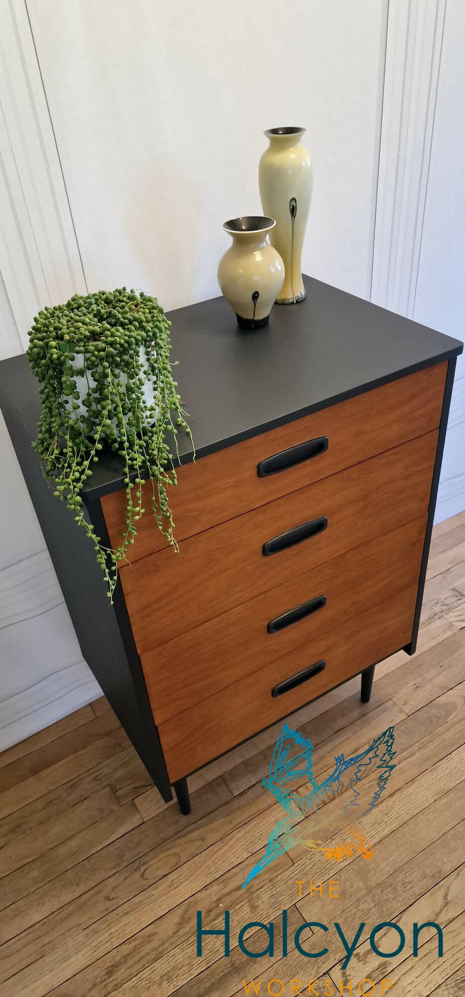 SOLD Mid Century Modern ( MCM ) Chest of drawers