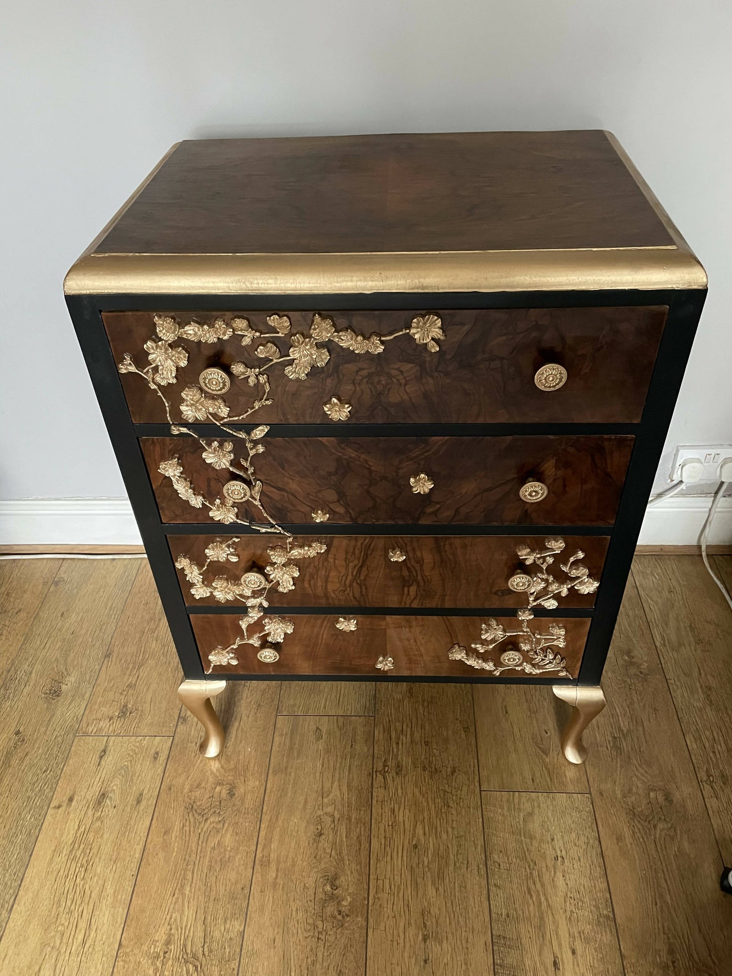 Vintage Chest of Drawers