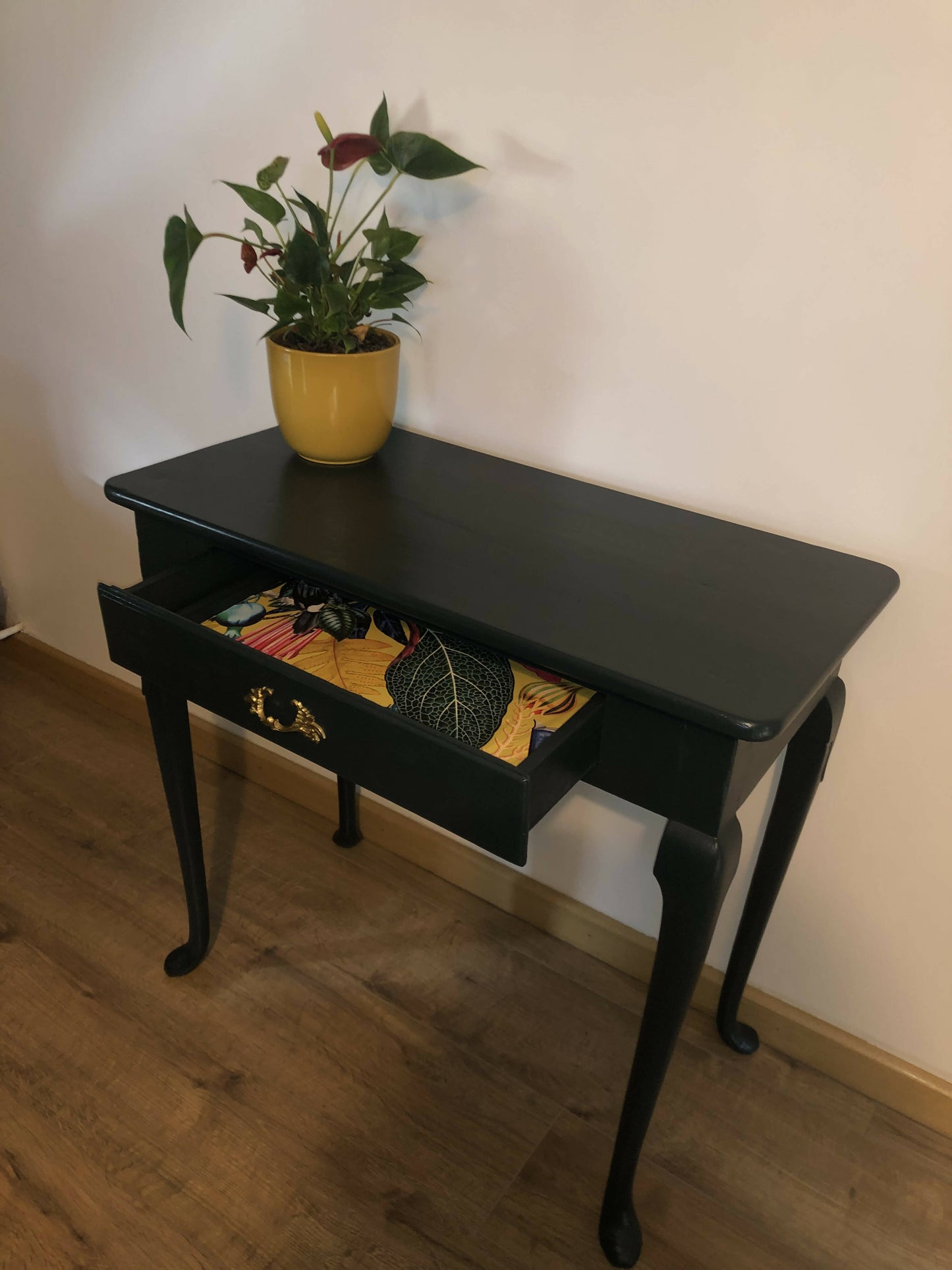 Georgian/Queen Anne style console table/dressing table