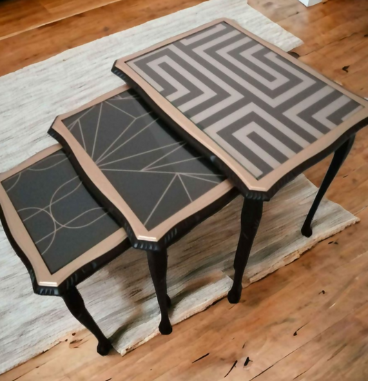 Set of 3 Nesting Tables (Eye-Catching in Black & Gold)