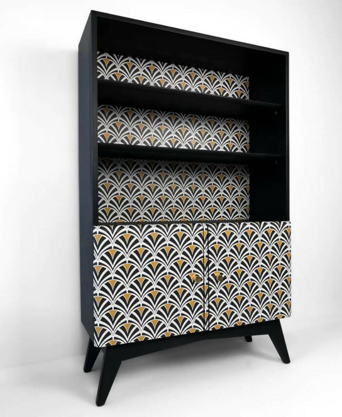 Vintage Dresser/ Art Deco Display Cabinet
