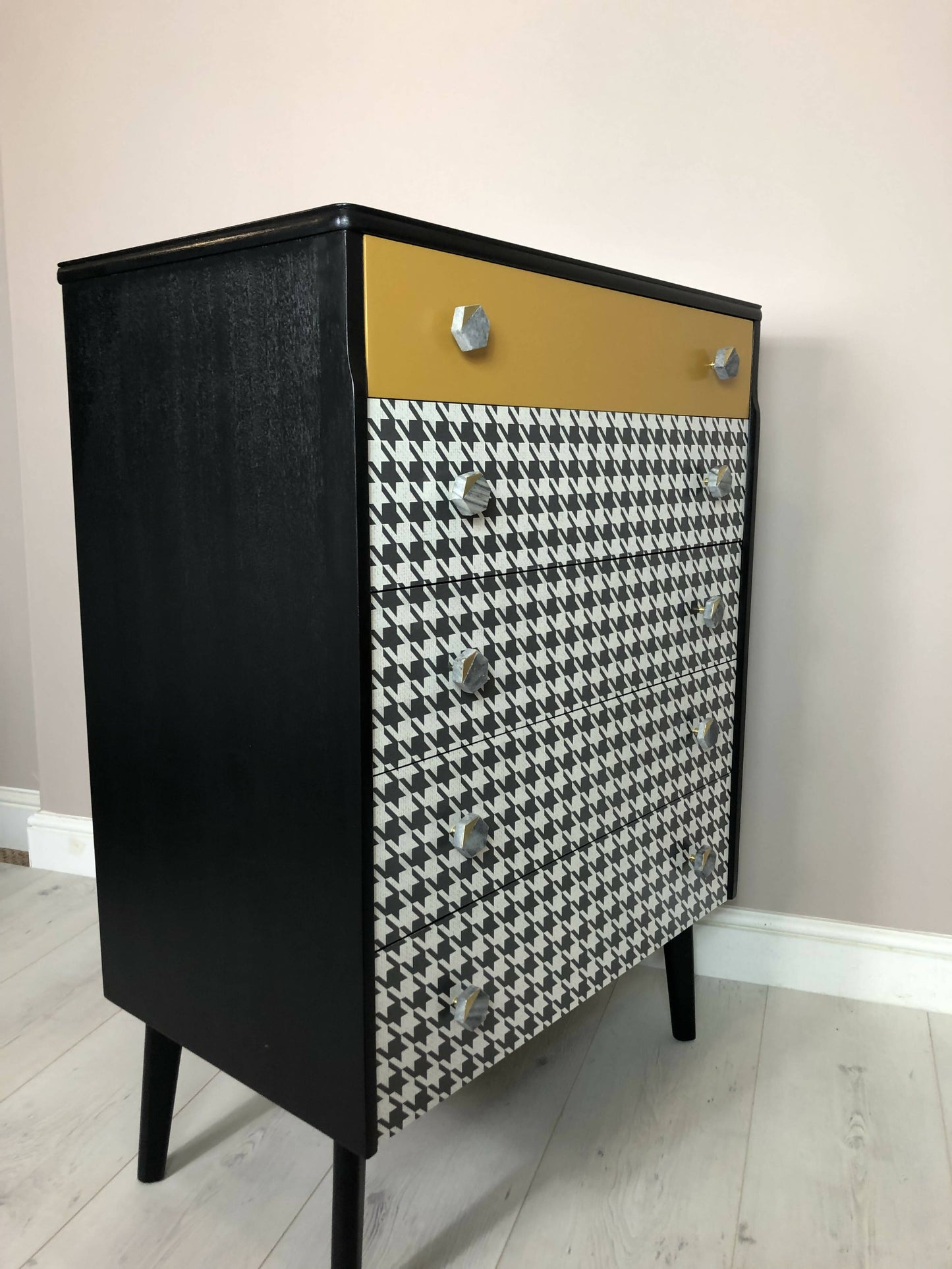 Retro Mid Century Chest of 5 drawers, Hand painted in black satin with Dogtooth pattern decoupage